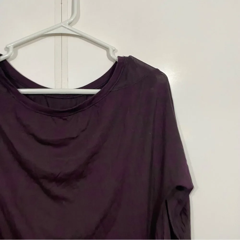 LuLuLemon Purple 1/2 Sleeve Patterned Casual T-Shirt